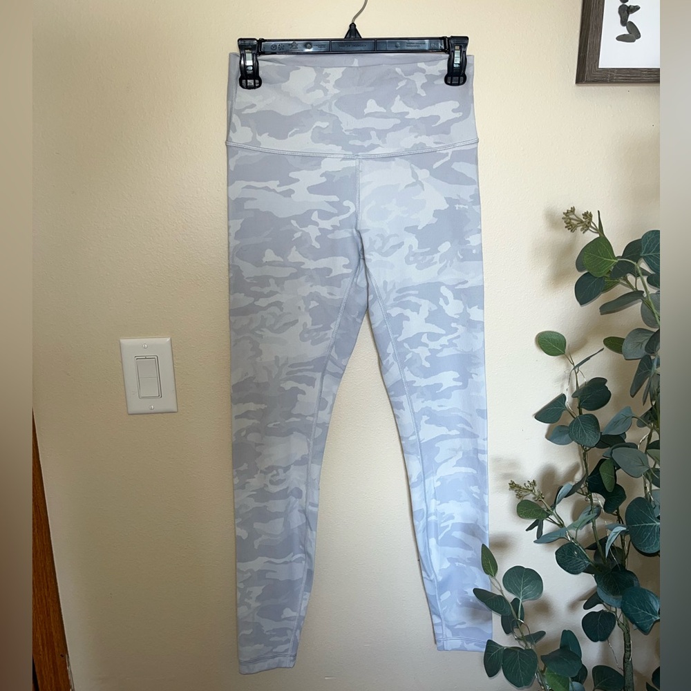 Lululemon Wunder Under High Rise Tight